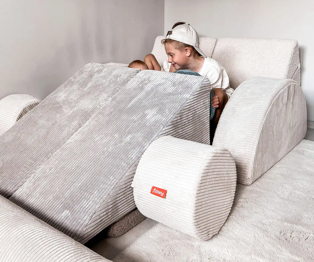 Funzy Slide - Die coole Indoor-Rutsche für grenzenlosen Spaß!
